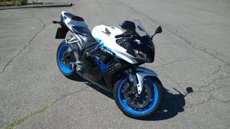 Honda CBR 600 RR (2009 - 12) usata