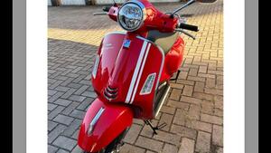 Vespa GTS 300 Super (2023 - 24) 