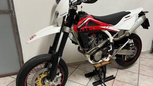 Husqvarna SM 510 R (2010 - 12) 