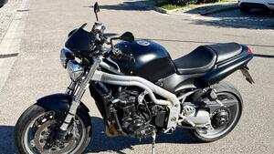 Triumph Speed Triple 955 (1998 - 01) 