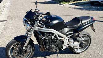 Triumph Speed Triple 955 (1998 - 01)
