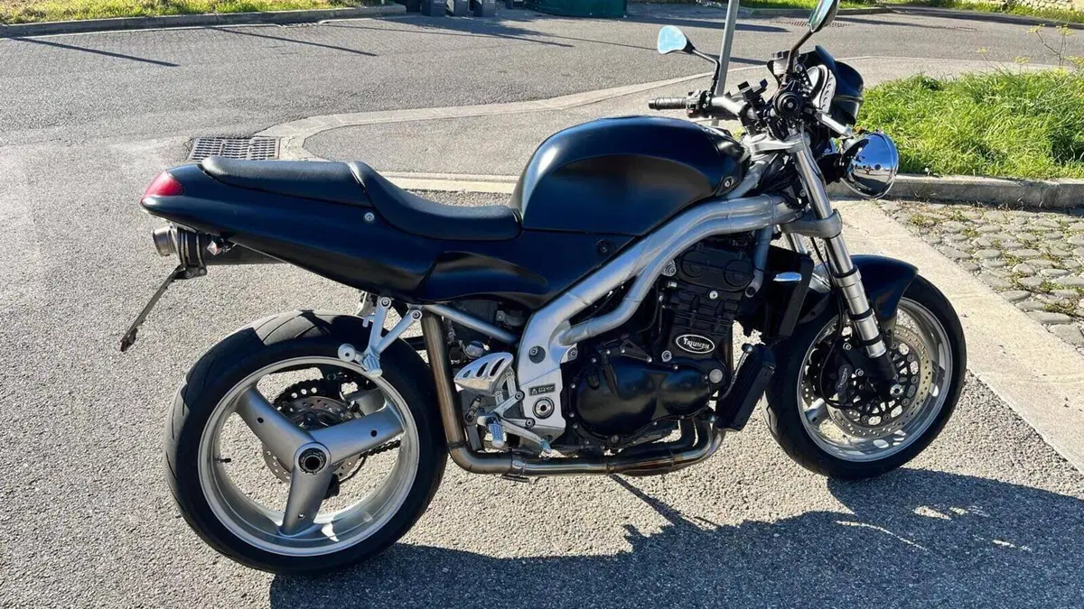 Triumph Speed Triple 955 (1998 - 01)  (3)