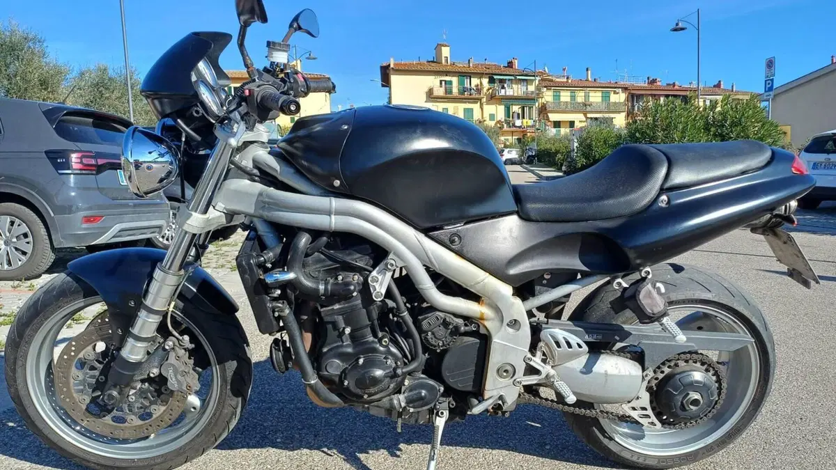 Triumph Speed Triple 955 (1998 - 01)  (4)