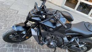 Yamaha MT-09 Y-AMT (2024 - 25) 