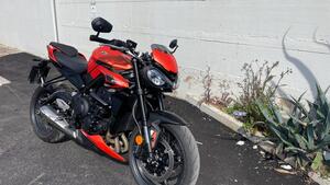 Triumph Street Triple 765 R (2023 - 25) 