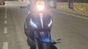 Piaggio Beverly 350 SportTouring ie (2011 - 15) 