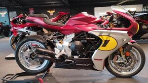MV Agusta Superveloce 800 Ago (2021 - 23) 