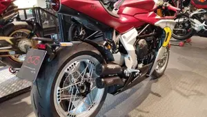 MV Agusta Superveloce 800 Ago (2021 - 23)  (2)