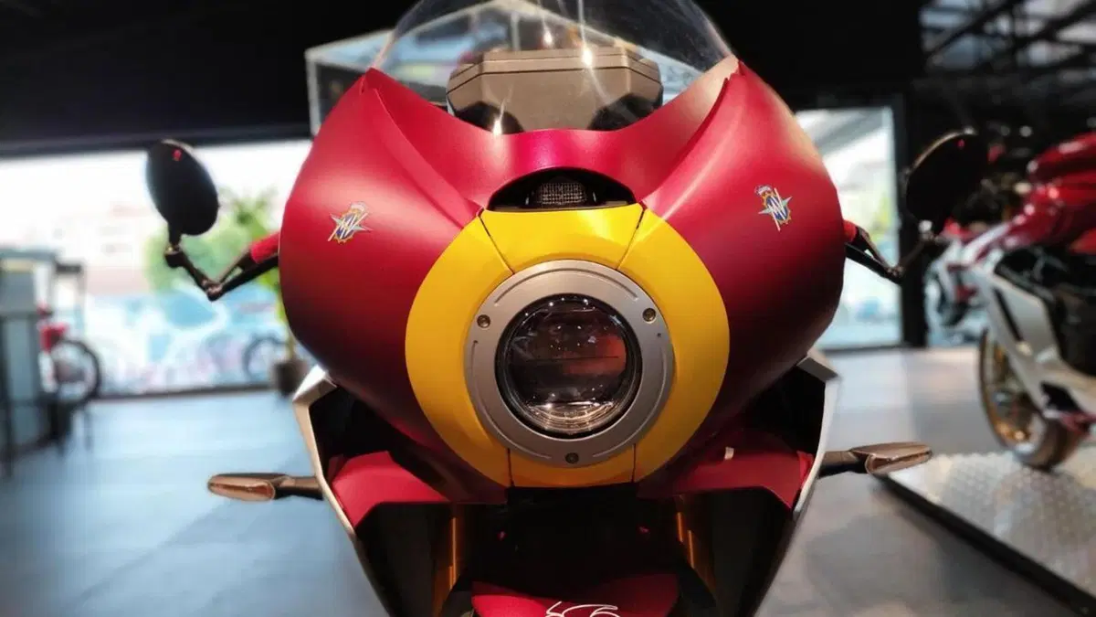 MV Agusta Superveloce 800 Ago (2021 - 23)  (4)