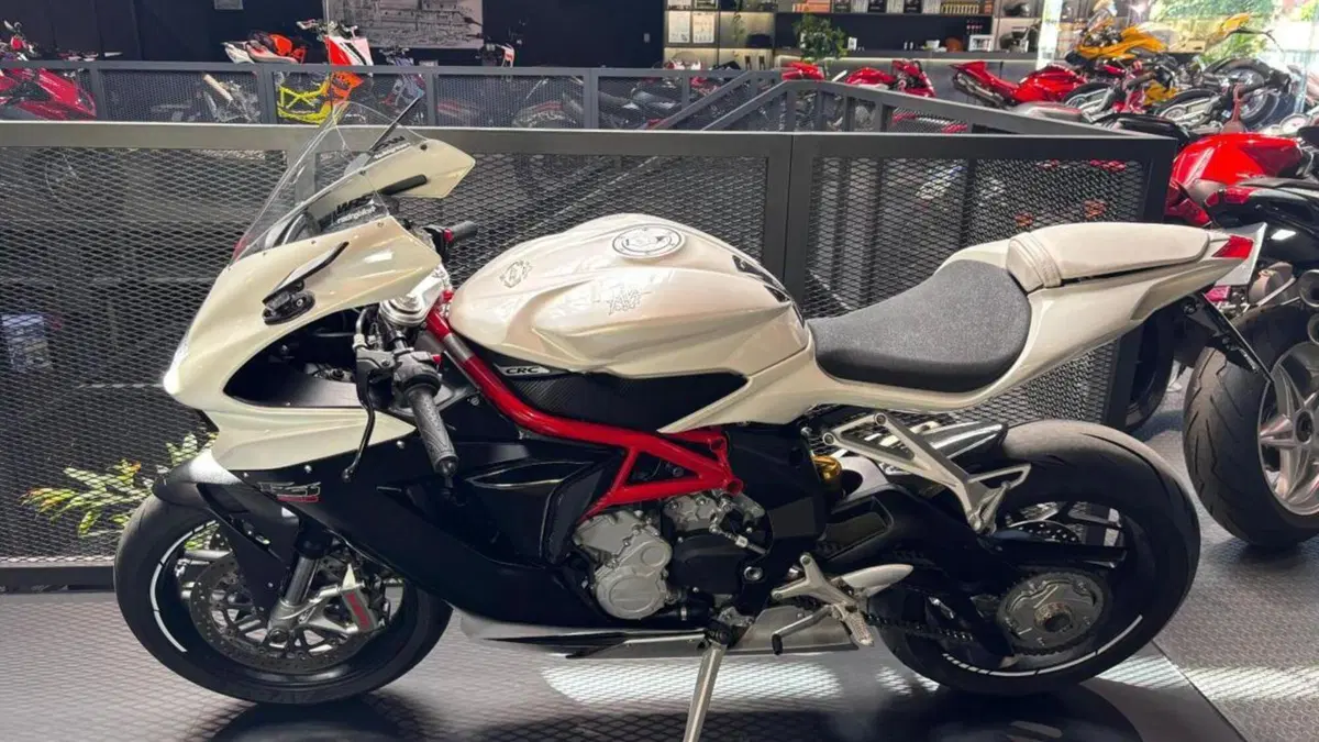 MV Agusta F3 800 EAS (2013 - 15)  (3)