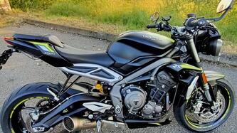Triumph Street Triple RS (2020 - 22) usata