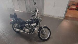 Yamaha XVS 250 Drag Star 