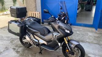 Honda X-ADV 750 (2017) usata