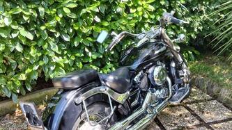 Yamaha XVS 650 Drag Star A Classic (1998 - 06) usata