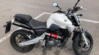Yamaha MT-03 (2006 - 14) usata