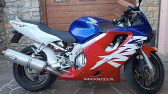 Honda CBR 600 F (1999 - 00) usata