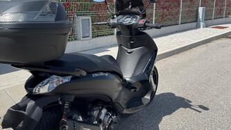 Piaggio Beverly 300 i.e. (2010 - 16)
