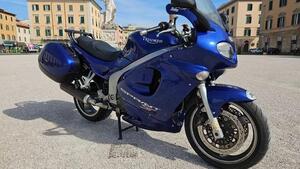 Triumph Sprint 955 ST 