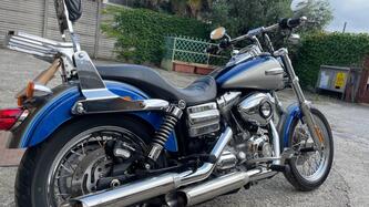Harley-Davidson 1584 Super Glide Custom (2008 - 13) - FXDC usata