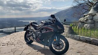 Honda CBR 650 R (2024 - 25) usata