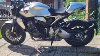 Honda CB 1000 R (2021 - 25) usata