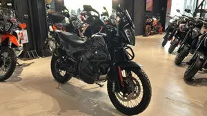 KTM 890 Adventure (2021)  (4)