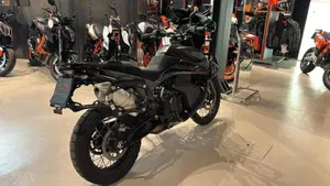 KTM 890 Adventure (2021)  (2)