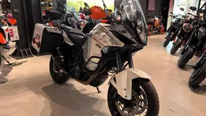 KTM 1290 Super Adventure S (2017 - 20)  (4)
