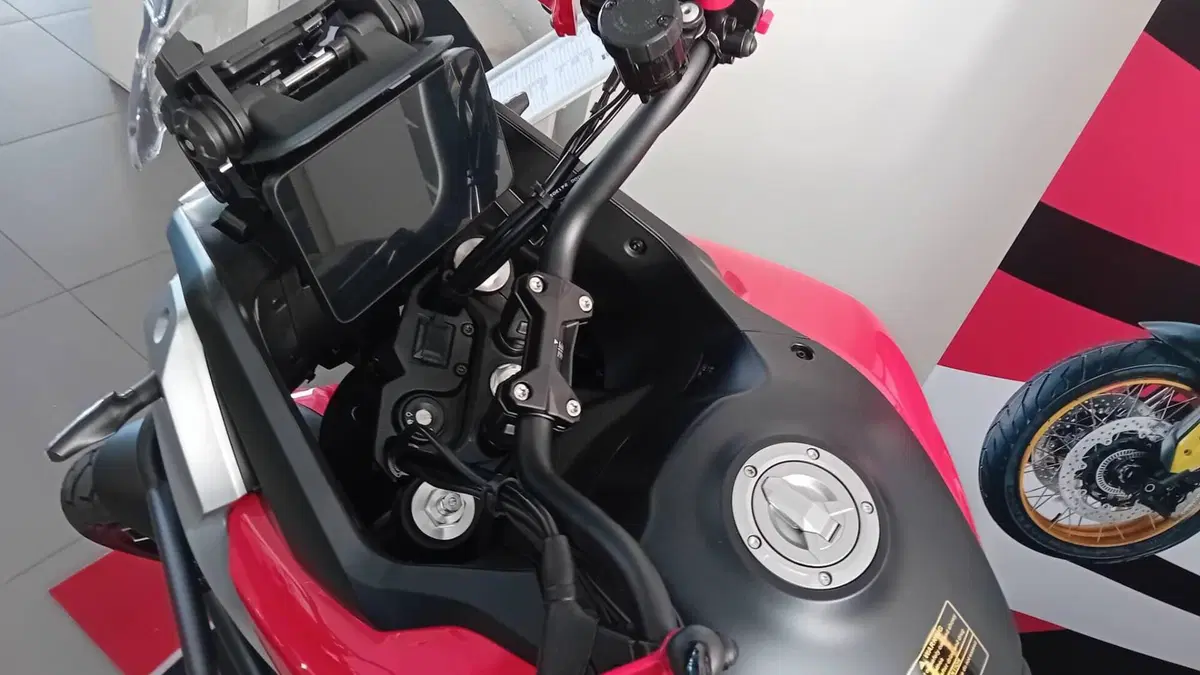 QJ Motor SVT 650 X (2024)  (6)