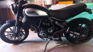 Ducati Scrambler 800 Icon Dark (2021 - 22) 