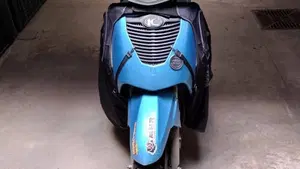 Kymco People 200 S (2005 - 06)  (6)