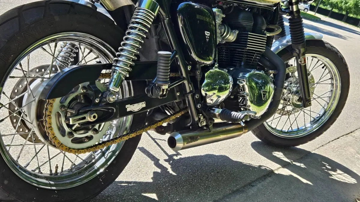 Triumph Bonneville T100 (2008 - 16)  (4)