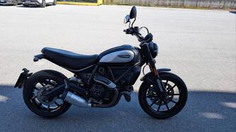 Ducati Scrambler 800 Icon Dark (2021 - 22)