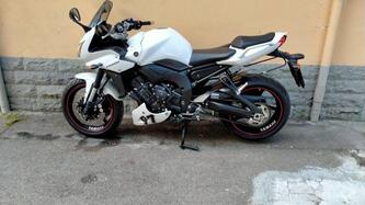 Yamaha FZ1 Fazer (2006 - 16) usata