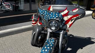 Harley-Davidson 1690 Street Glide (2011 - 13) - FLHX
