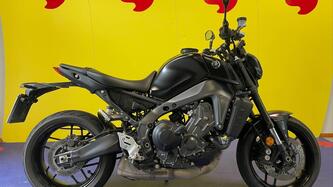 Yamaha MT-09 (2021 - 23) usata