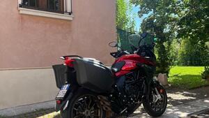 MV Agusta Turismo Veloce 800 Lusso (2021 - 22) 