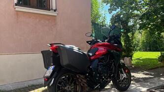 MV Agusta Turismo Veloce 800 Lusso (2021 - 22)