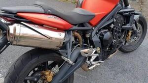 Triumph Street Triple R (2009 - 12) 