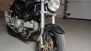 Ducati Monster 620 I.E. Dark (2002) 