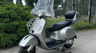 Vespa Granturismo 200 L