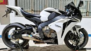 Honda CBR 1000 RR Fireblade (2008 - 11) 