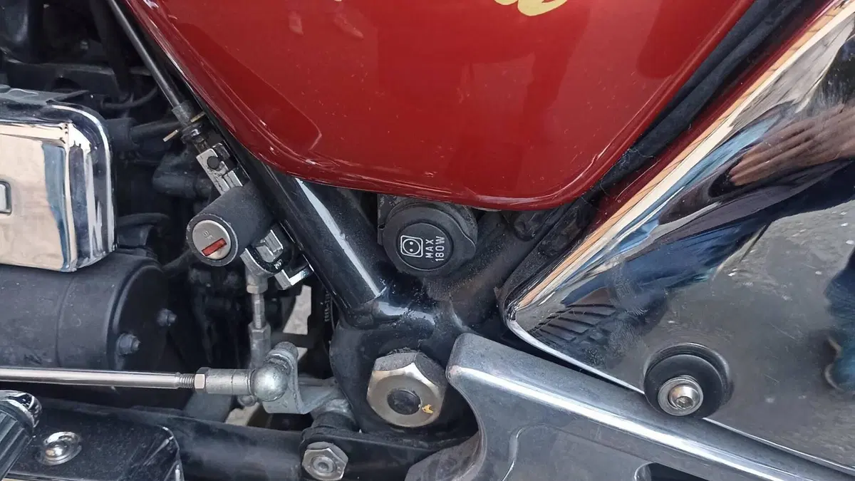 Moto Guzzi California Classic  (3)