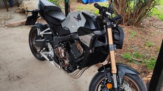 Honda CB 650 R E-Clutch (2024 - 25)