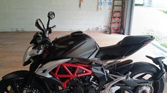 MV Agusta Brutale 800 EAS ABS (2016 - 19) usata