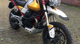Moto Guzzi V85 TT (2021 - 23) usata