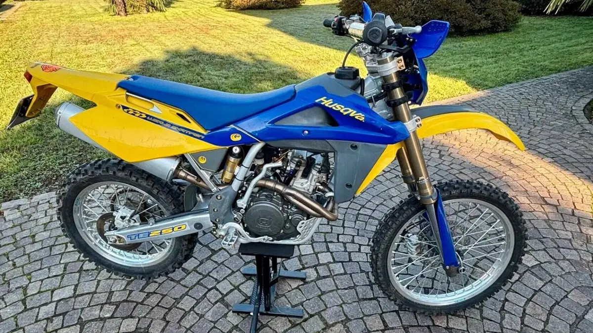 Husqvarna TE 250 (2005)  (2)
