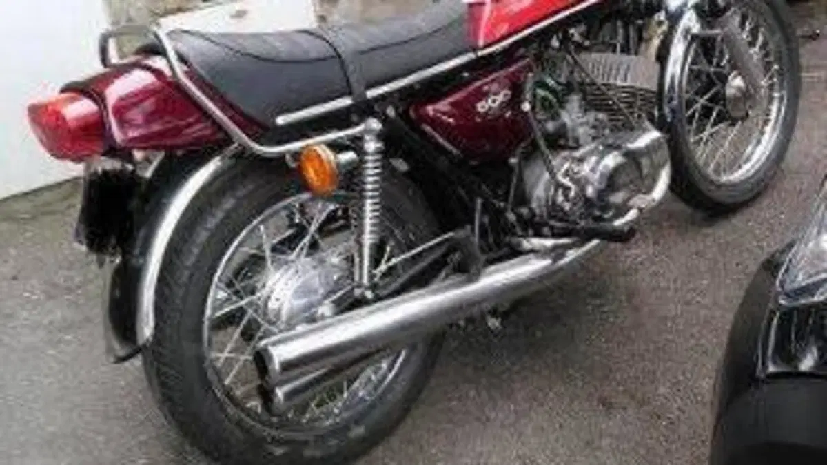 Kawasaki   (3)