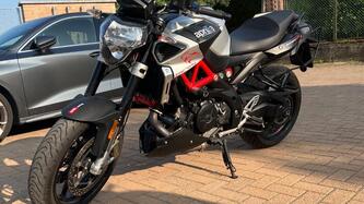 Aprilia Shiver 900 ABS (2017 - 18) usata