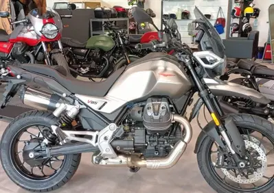 Moto Guzzi V85 Strada (2024 - 26) - Annuncio 9735650